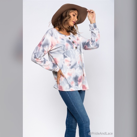 LAST 2️⃣ IVORY TIE DYE KNIT TUNIC TOP - Picture 2 of 5